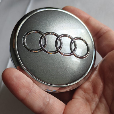 Ковпачки (заглушки) в диски Audi, сірі 69\63мм 4L0 601170